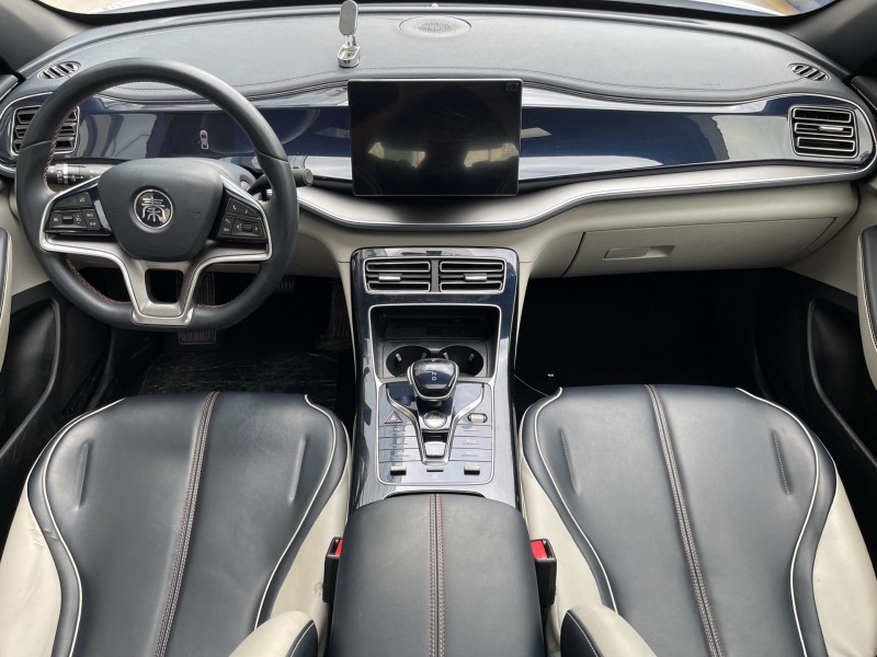 济宁23年比亚迪秦4