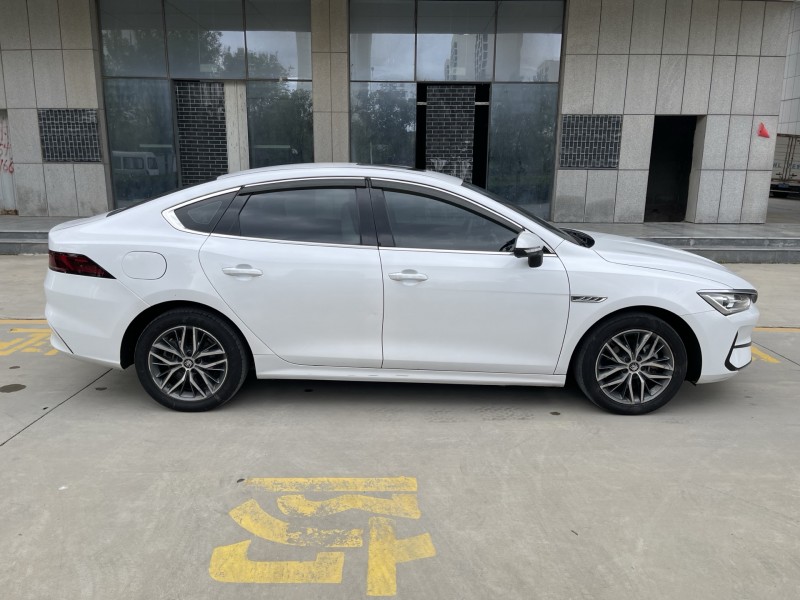 济宁23年比亚迪秦7