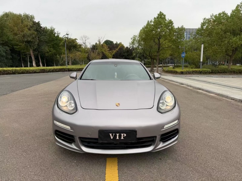 盐城14年保时捷帕拉梅拉1