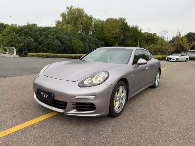 盐城14年保时捷帕拉梅拉2