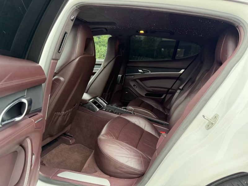 盐城14年保时捷帕拉梅拉8