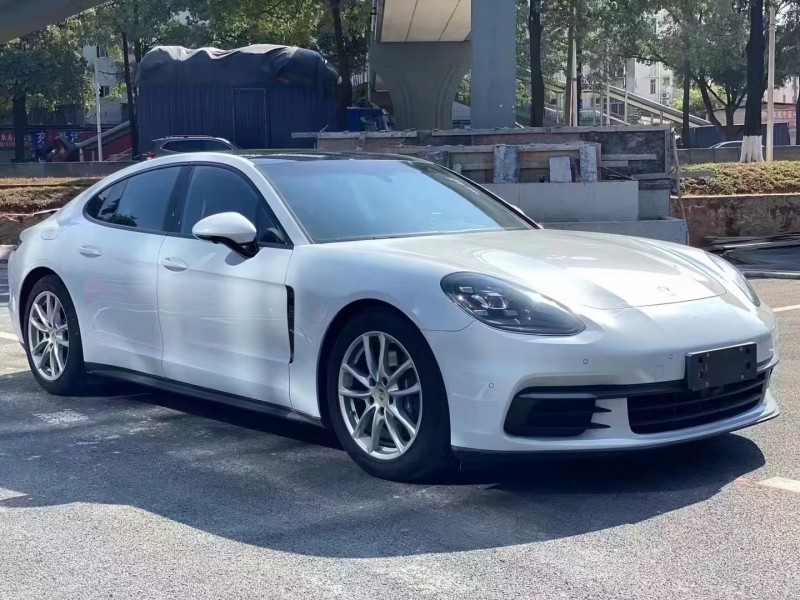 广州19年保时捷帕拉梅拉2