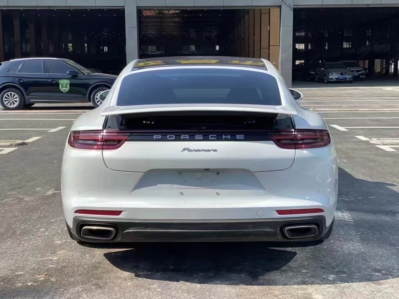 广州19年保时捷帕拉梅拉9