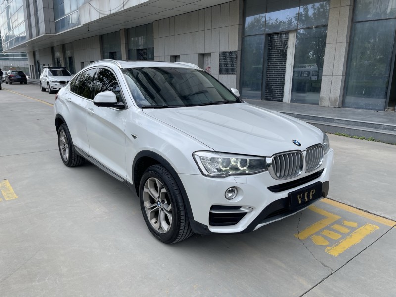 济宁18年宝马X42