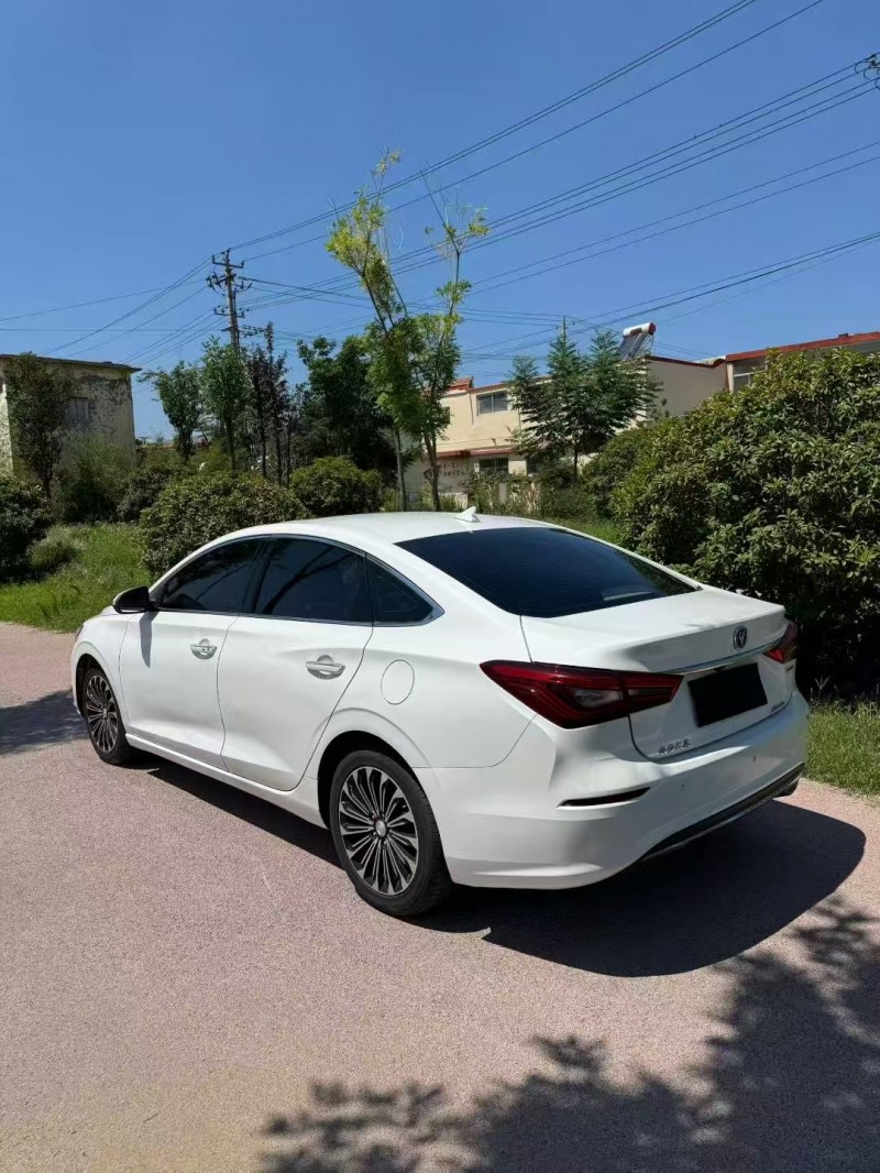 枣庄18年长安汽车逸动7