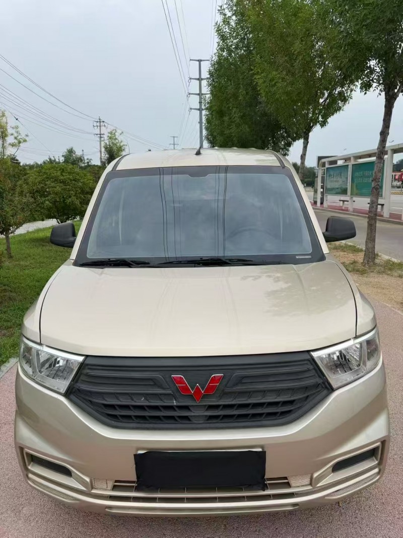 枣庄21年五菱汽车宏光1