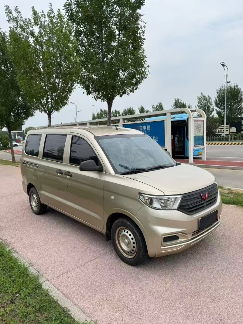 枣庄21年五菱汽车宏光3