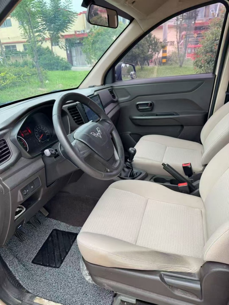 枣庄21年五菱汽车宏光4