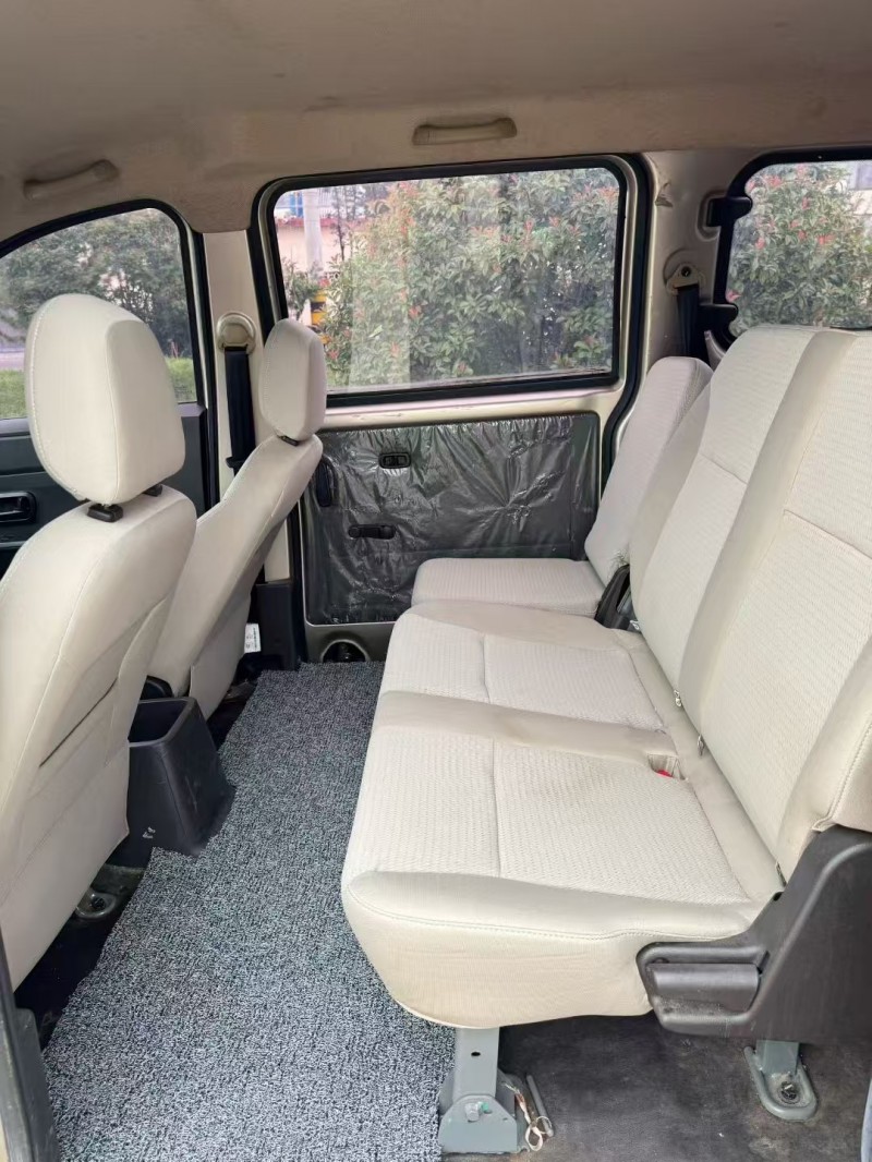 枣庄21年五菱汽车宏光5