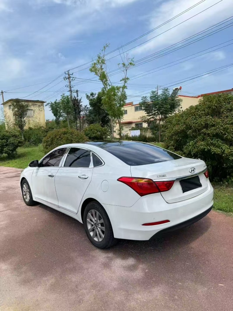 枣庄16年现代名图7