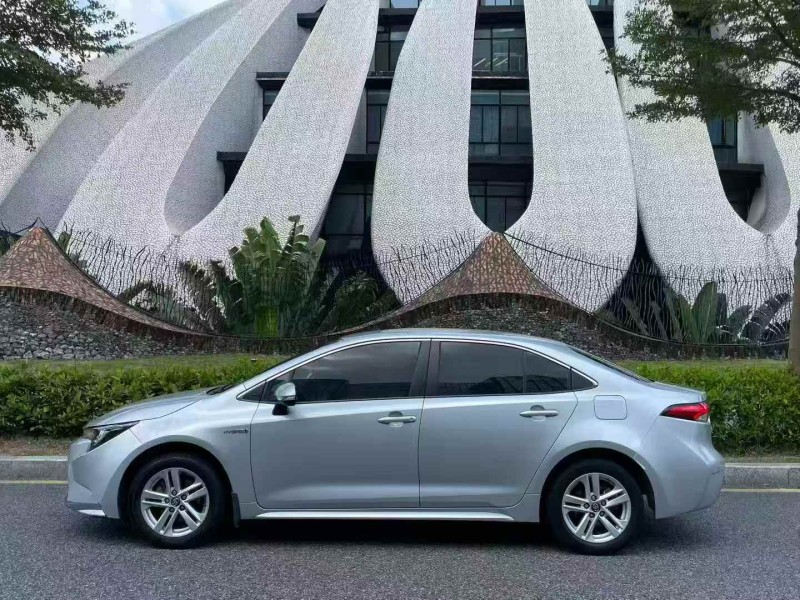 深圳21年丰田雷凌7