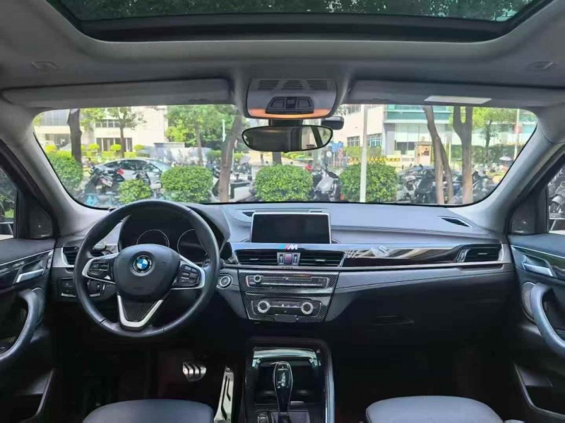 广州19年宝马X26