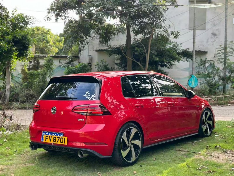 湛江18年大众高尔夫4