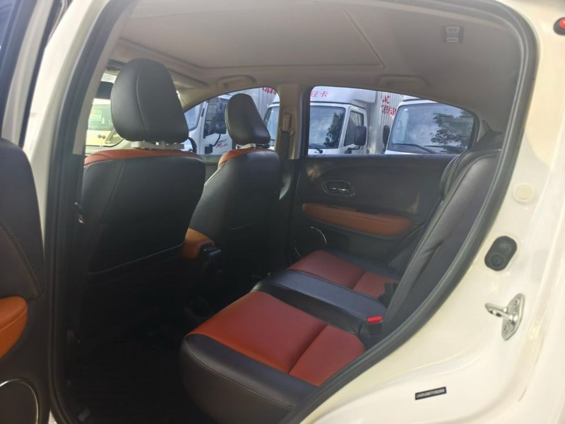 湛江15年本田缤智4