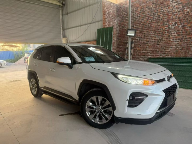 深圳22年丰田威兰达3