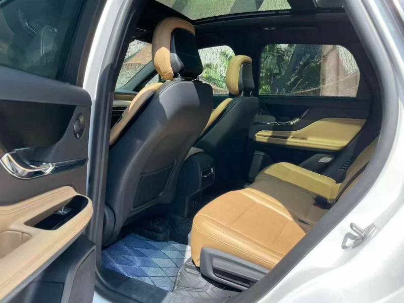 广州21年林肯冒险家3