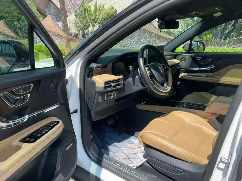 广州21年林肯冒险家6