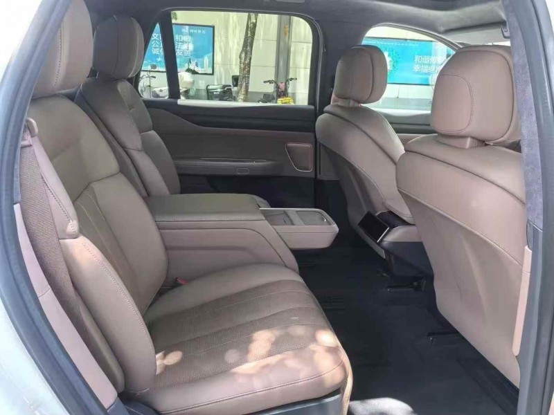 广州24年蔚来ES86