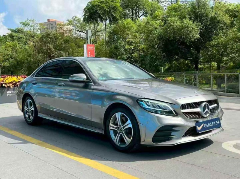 广州19年奔驰C2