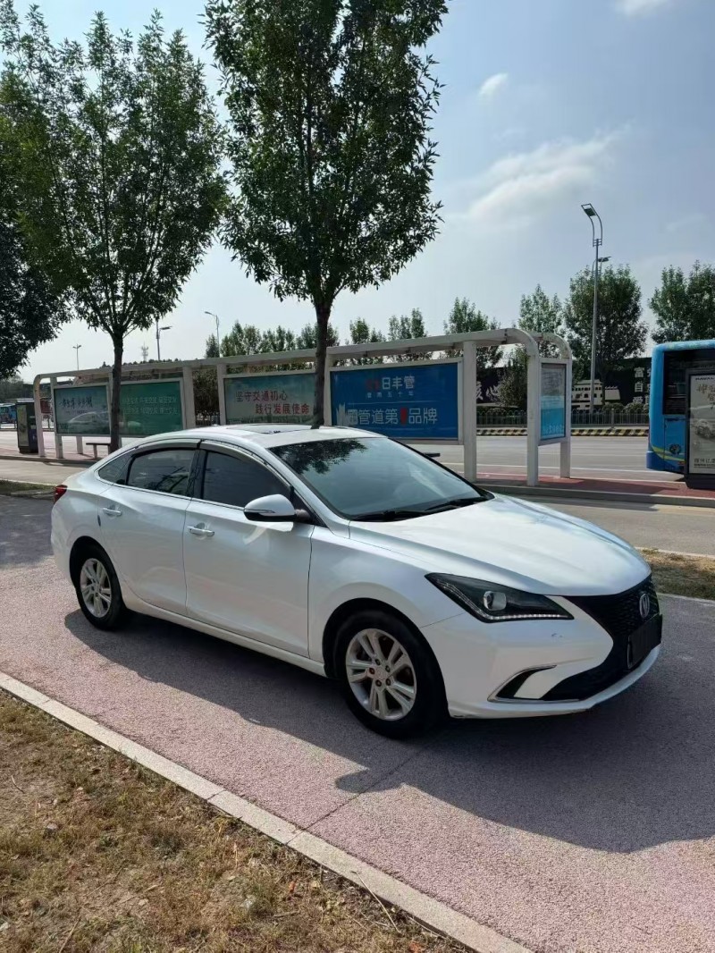 枣庄20年长安汽车逸动3