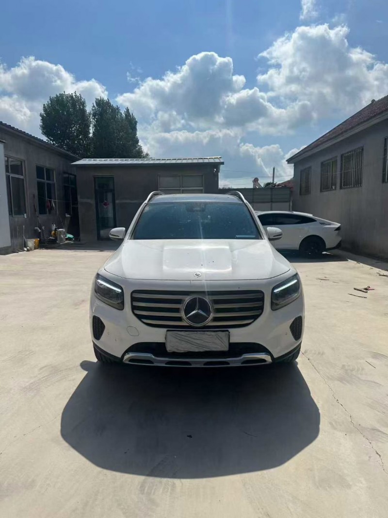 青岛23年奔驰GLB1