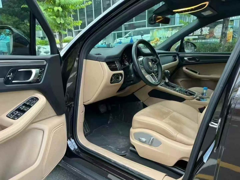 广州21年保时捷Macan4