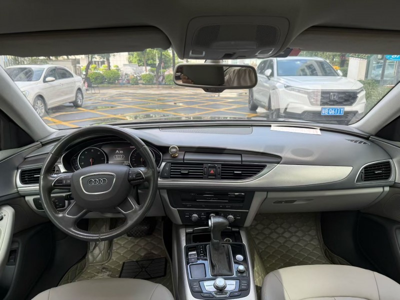 深圳13年奥迪A6L4