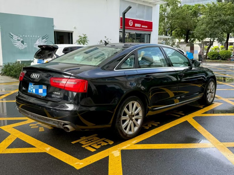 深圳13年奥迪A6L7