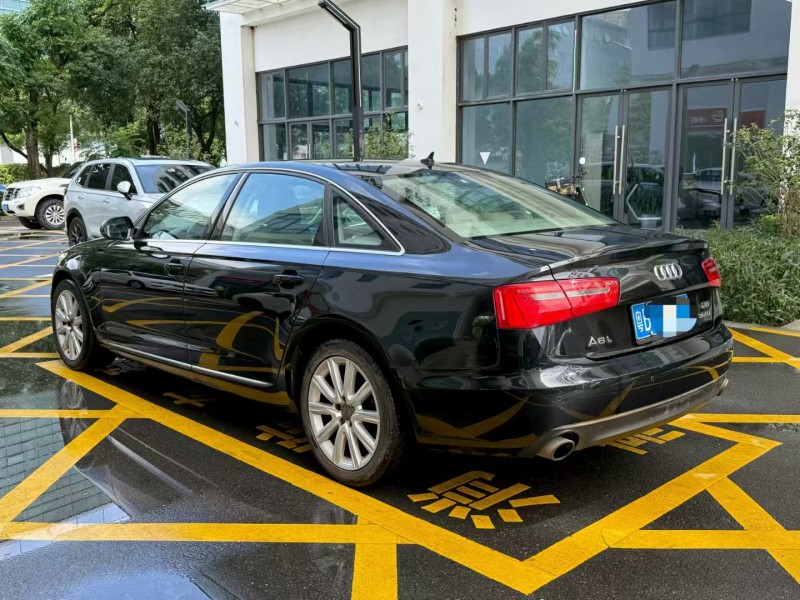 深圳13年奥迪A6L8