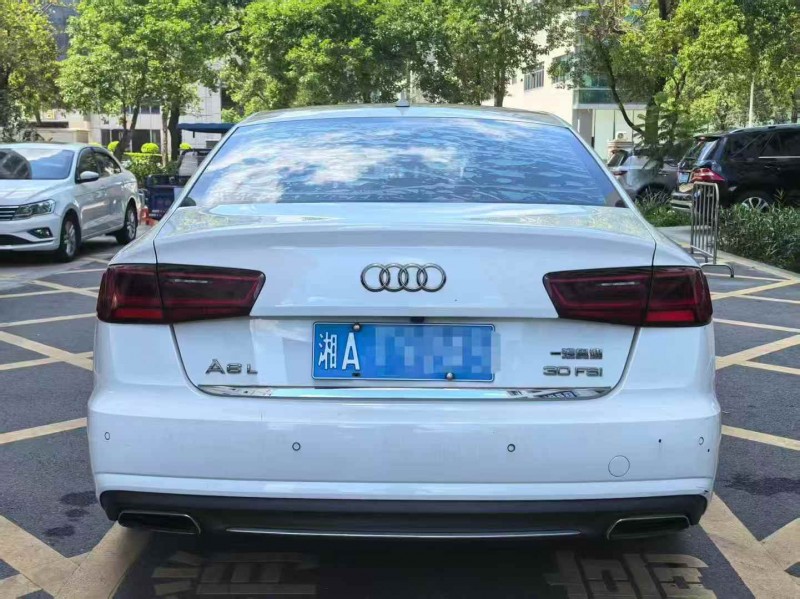 深圳16年奥迪A6L9