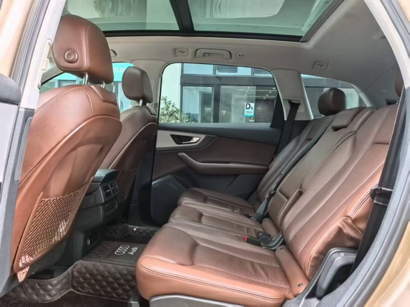 深圳18年奥迪Q75