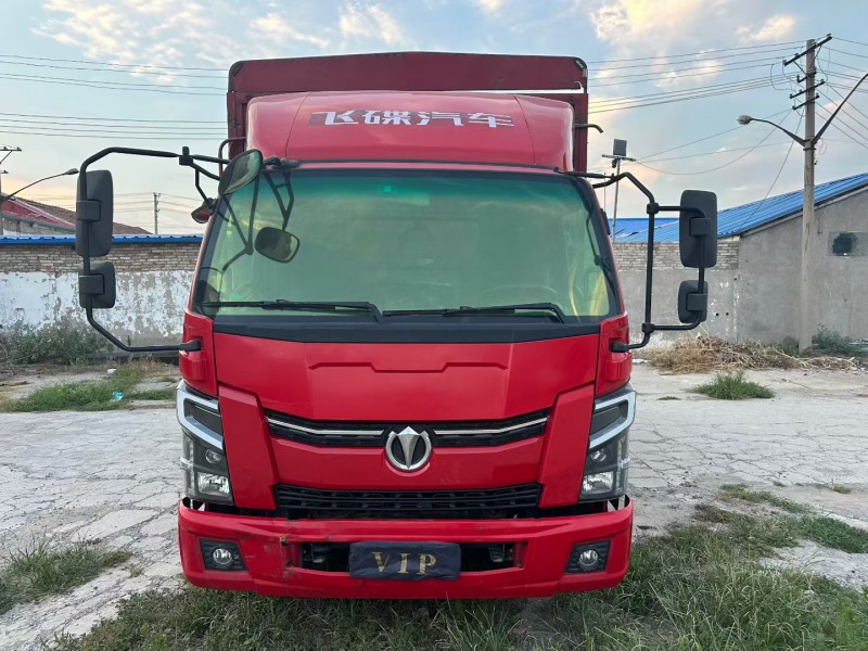 郑州22年飞碟箱货货车1