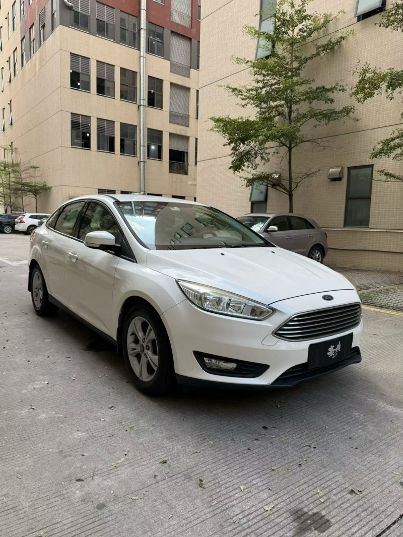 佛山17年福特福克斯2