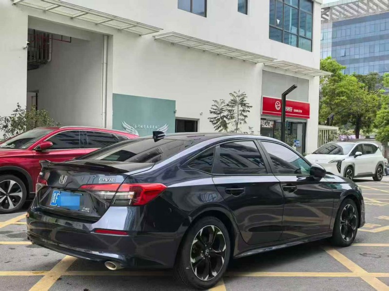 深圳22年本田思域5