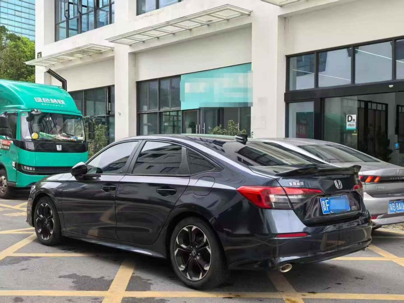 深圳22年本田思域7