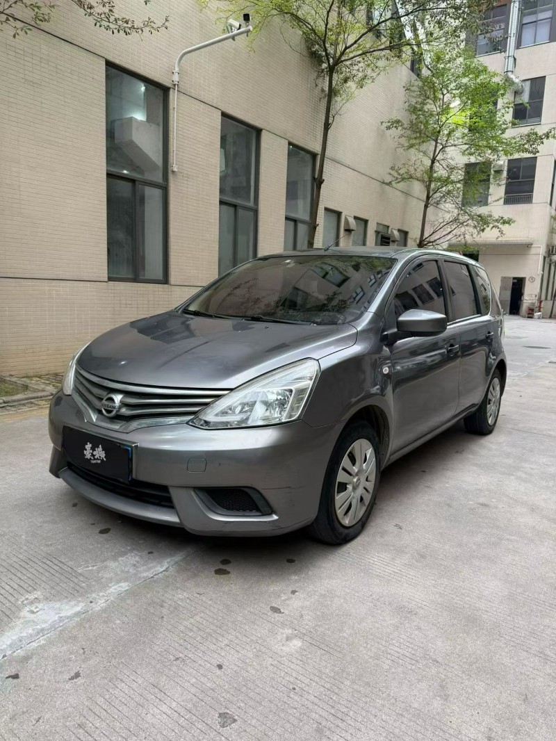 佛山17年日产骊威3