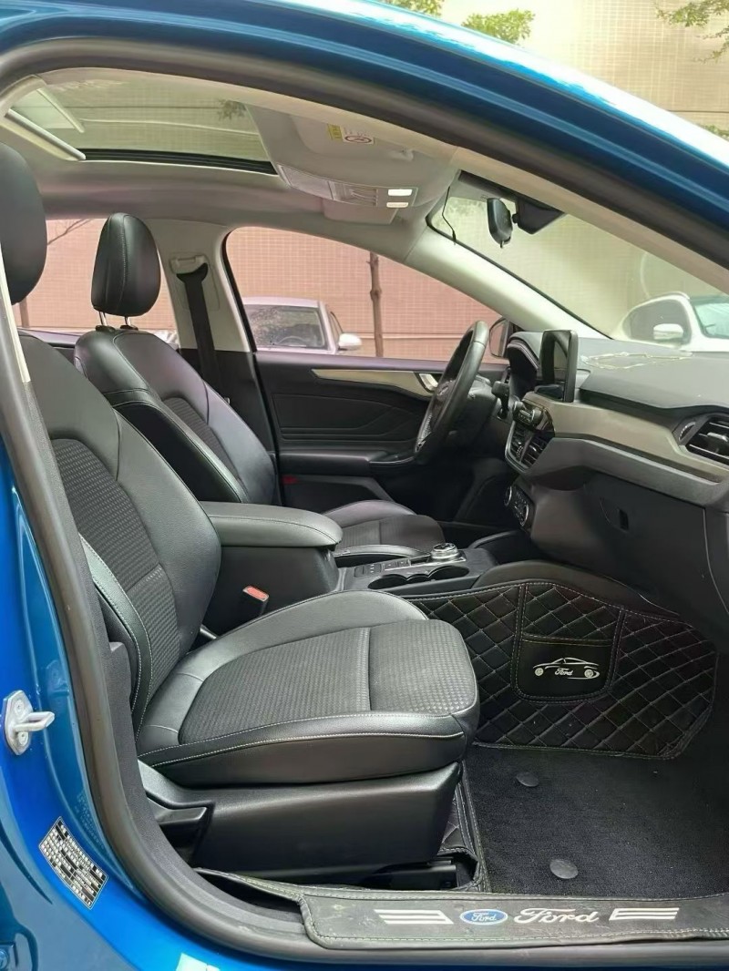 佛山20年福特福克斯6