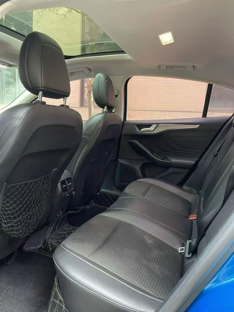 佛山20年福特福克斯8