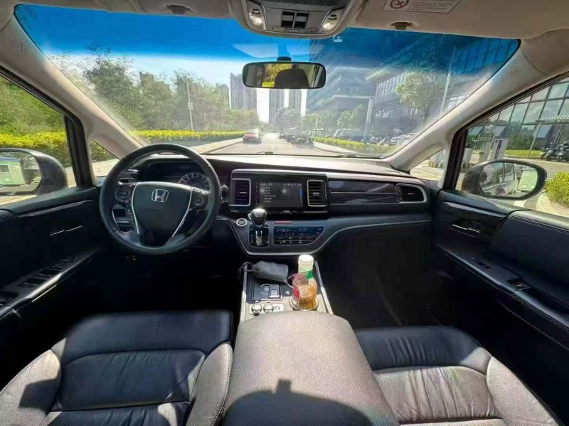 东莞19年本田艾力绅5