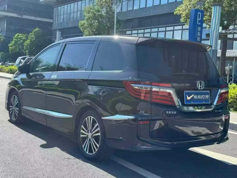 东莞19年本田艾力绅7