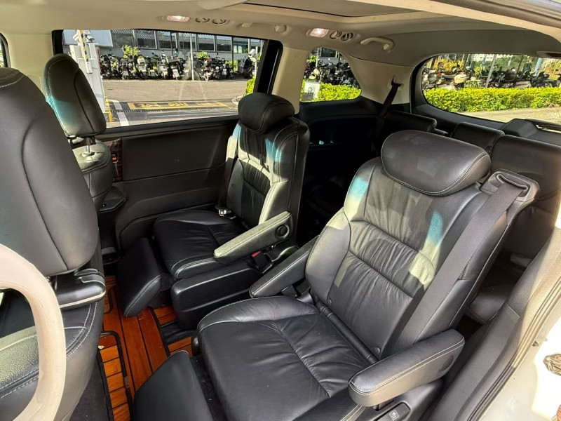 东莞16年本田艾力绅5