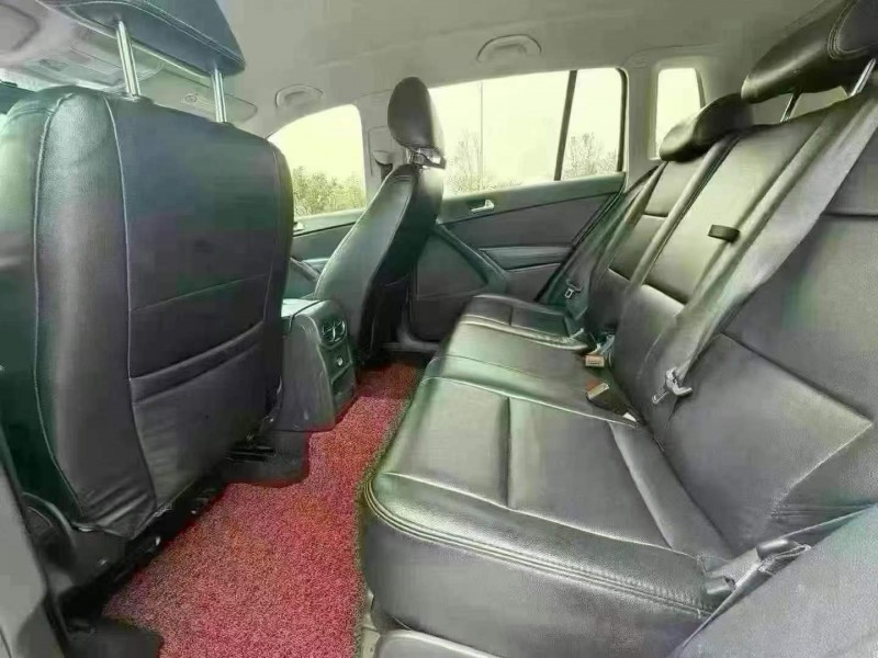 东莞17年大众途观5