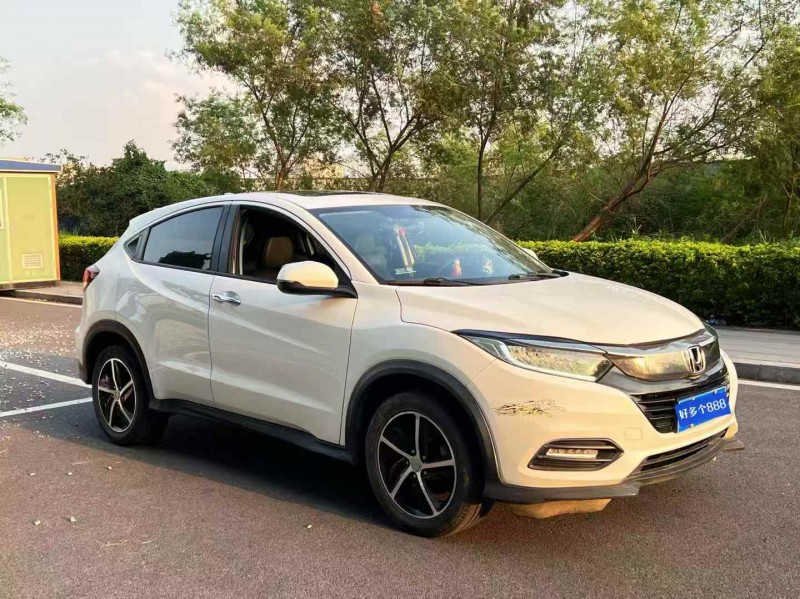 东莞19年本田缤智2