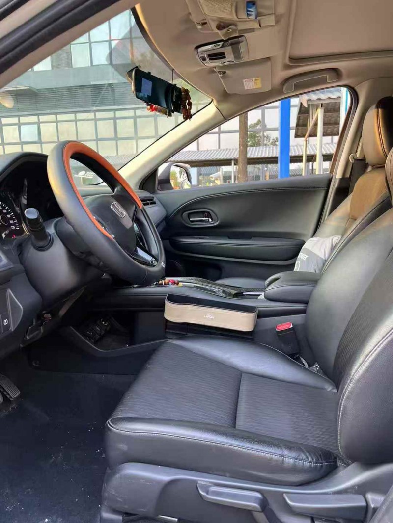 东莞19年本田缤智5