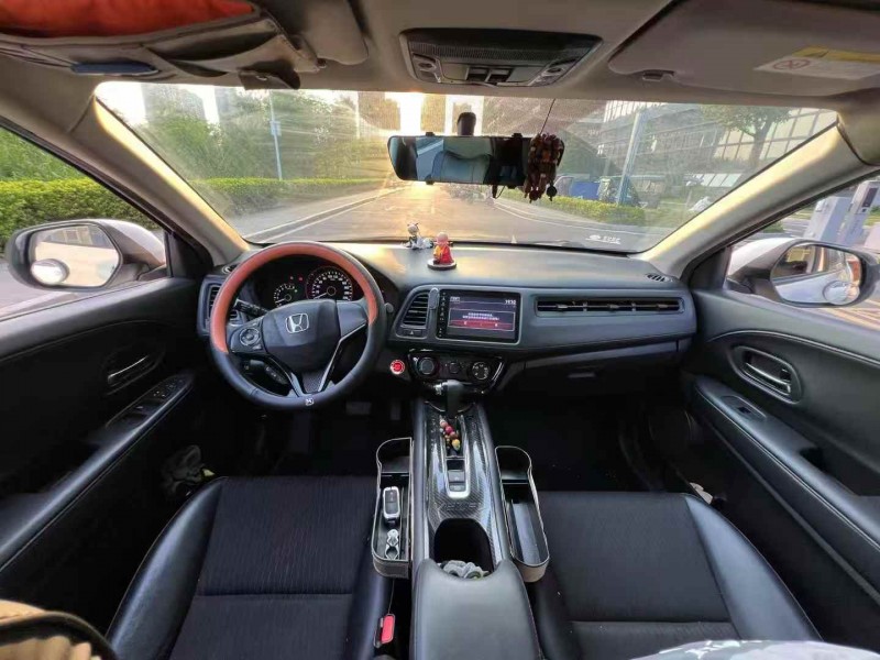 东莞19年本田缤智6