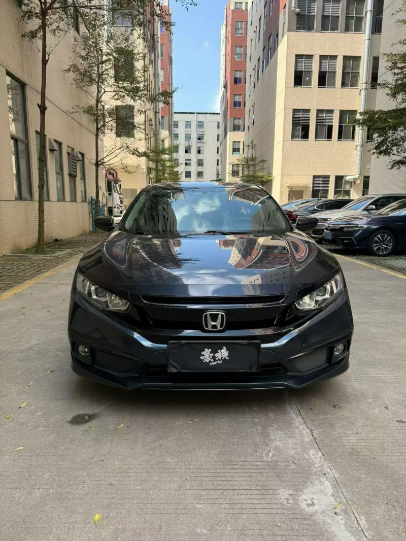 佛山21年本田思域1