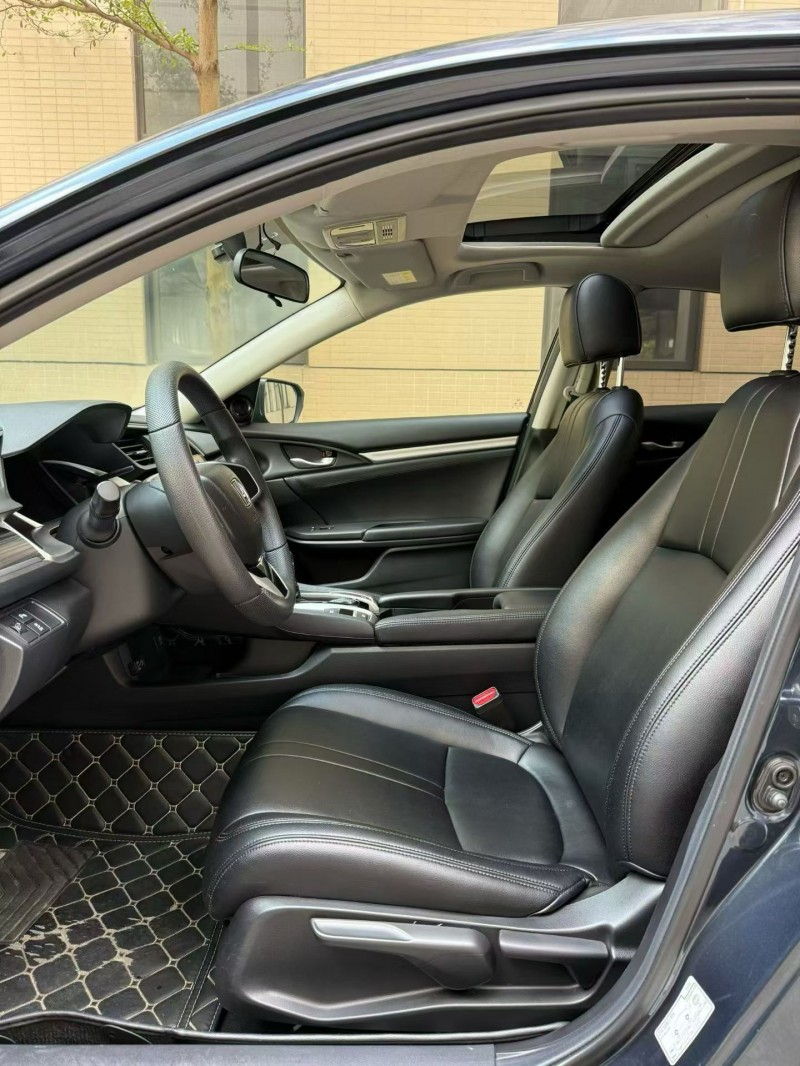 佛山21年本田思域5