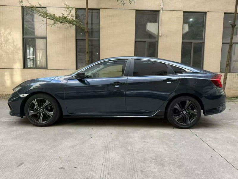 佛山21年本田思域6