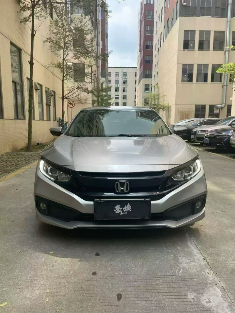 佛山21年本田思域1