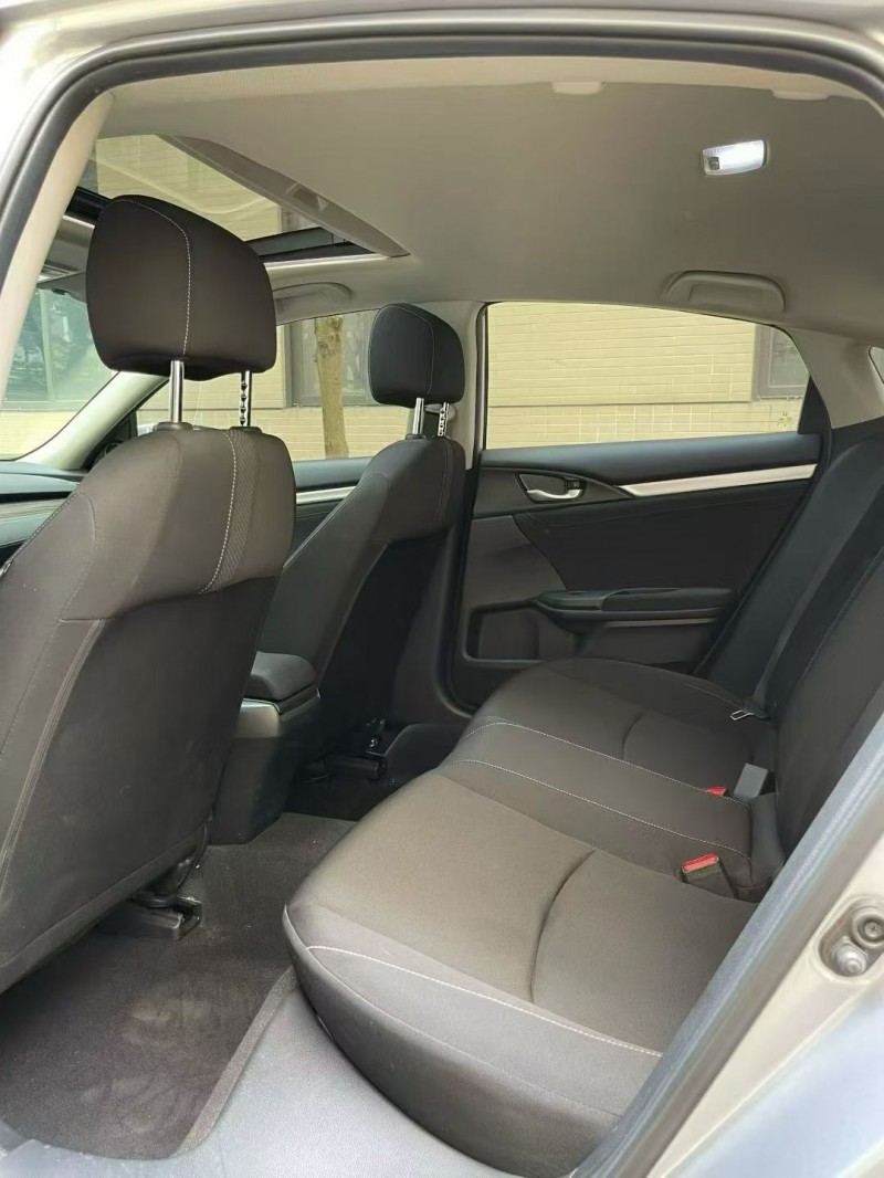 佛山21年本田思域9